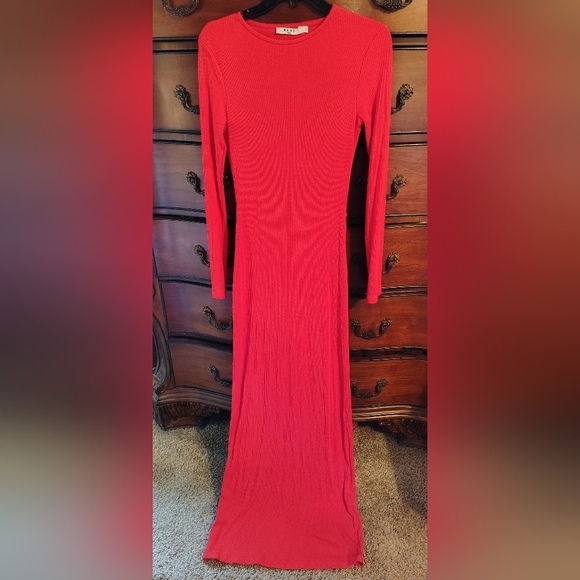 NA KD Red Open Back Long Sleeve Ribbed Dress Sz Small - Picture 2 of 4